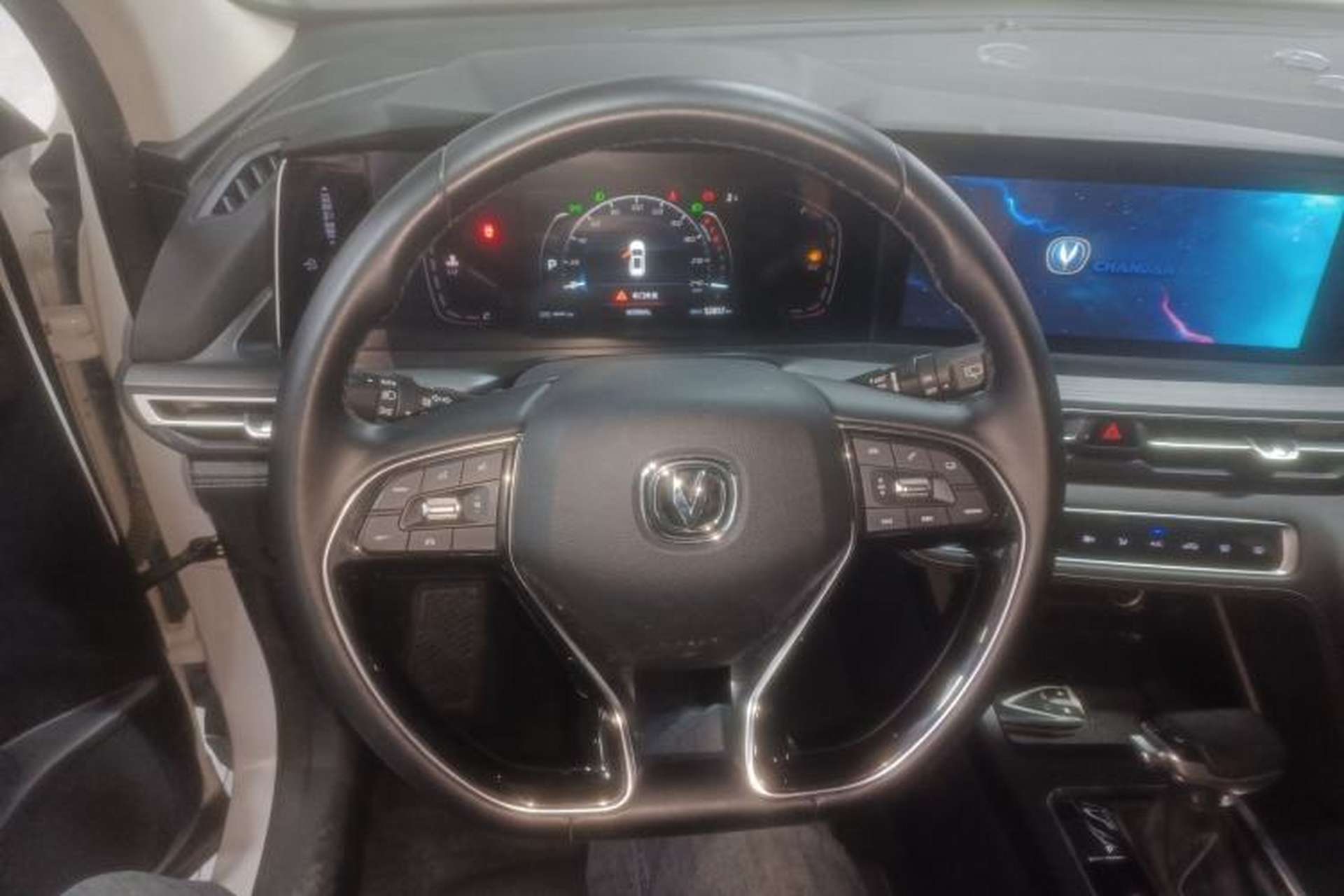 Used CHANGAN CS75 PLUS 2020 1.5T Automatic Luxury Version Steering Wheel