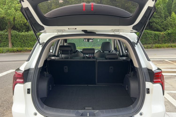 Used CHANGAN CS75 PLUS 2020 1.5T Automatic Luxury Version Trunk