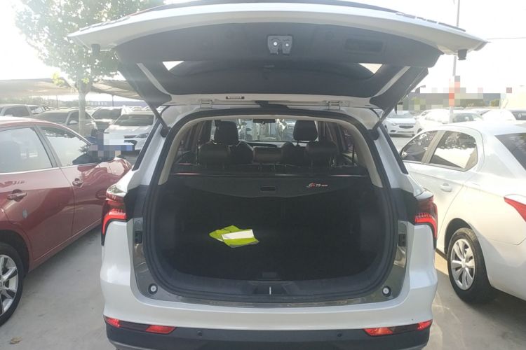 Used CHANGAN CS75 PLUS 2020 1.5T Manual Luxury Version Trunk