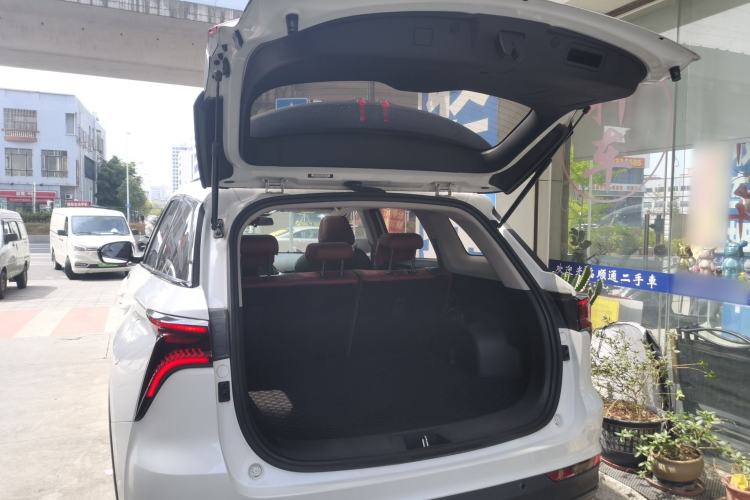 Used CHANGAN CS75 PLUS 2020 1.5T Automatic Luxury Version Trunk