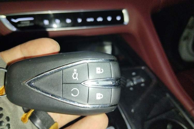 Used CHANGAN CS75 PLUS 2020 2.0T Automatic Pilot Version Vehicle Key
