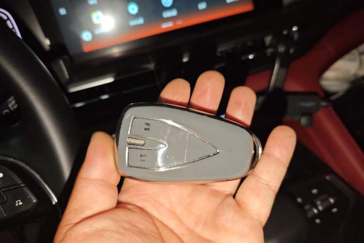 Used CHANGAN CS75 PLUS 2020 2.0T Automatic Pilot Version Vehicle Key