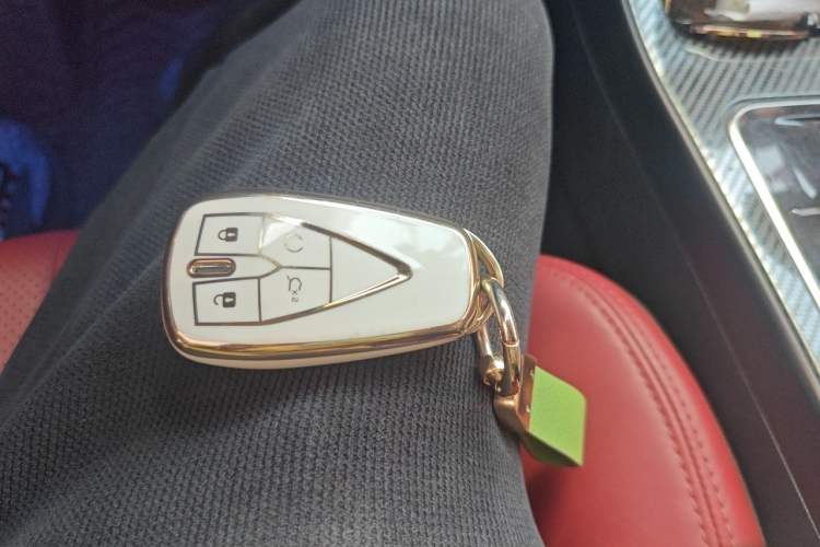 Used CHANGAN CS75 PLUS 2020 1.5T Automatic Luxury Version Vehicle Key