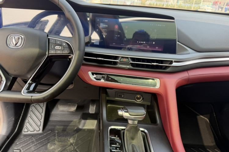 Used CHANGAN CS75 PLUS 2021 1.5T Automatic Luxury Version Audio And AC Panel