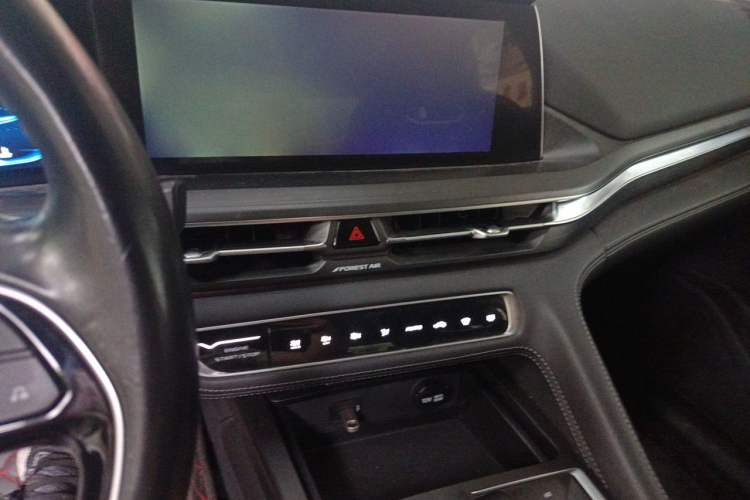 Used CHANGAN CS75 PLUS 2021 2.0T Automatic Flagship Edition Audio And AC Panel
