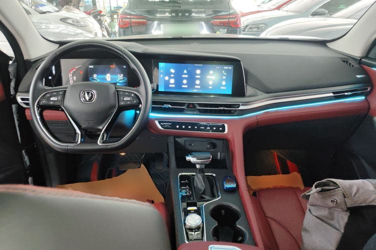 Used CHANGAN CS75 PLUS 2021 1.5T Automatic Luxury Version Center Console