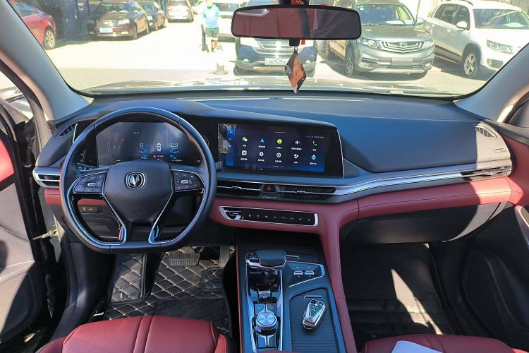 Used CHANGAN CS75 PLUS 2021 2.0T Automatic Pilot Version Center Console