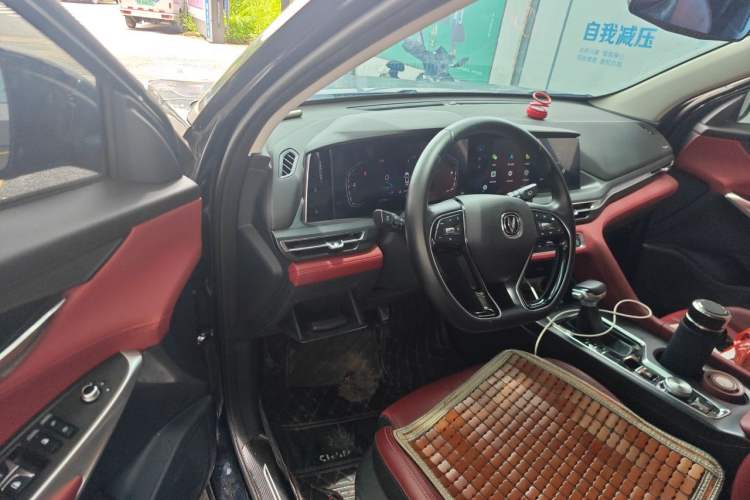 Used CHANGAN CS75 PLUS 2021 1.5T Automatic Luxury Version Driver Seat