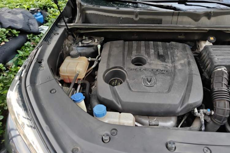 Used CHANGAN CS75 PLUS 2021 1.5T Automatic Prestige Model Engine Bay Right