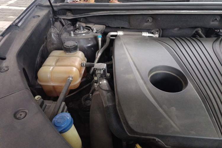 Used CHANGAN CS75 PLUS 2021 2.0T Automatic Flagship Edition Engine Bay Right