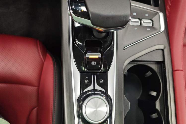 Used CHANGAN CS75 PLUS 2021 2.0T Automatic Pilot Version Gear Lever