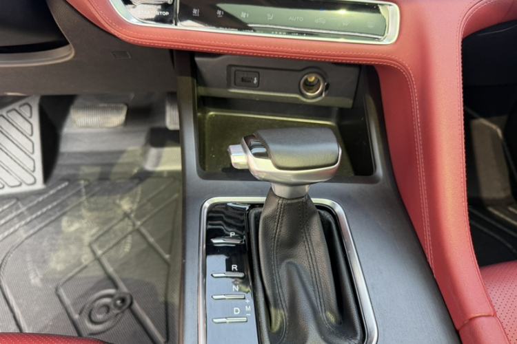 Used CHANGAN CS75 PLUS 2021 1.5T Automatic Luxury Version Gear Lever