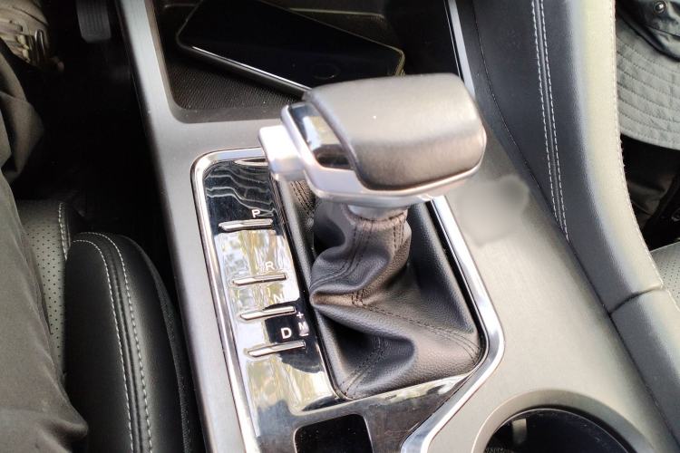 Used CHANGAN CS75 PLUS 2021 1.5T Automatic Luxury Version Gear Lever