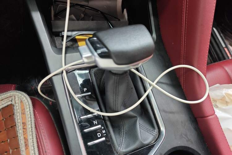 Used CHANGAN CS75 PLUS 2021 1.5T Automatic Luxury Version Gear Lever