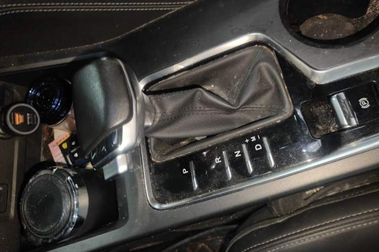 Used CHANGAN CS75 PLUS 2021 1.5T Automatic Luxury Version Gear Lever
