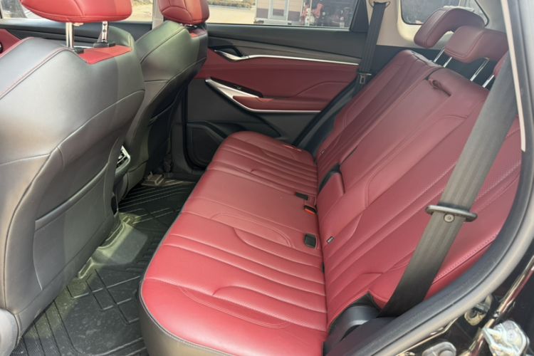 Used CHANGAN CS75 PLUS 2021 1.5T Automatic Luxury Version Interior 1
