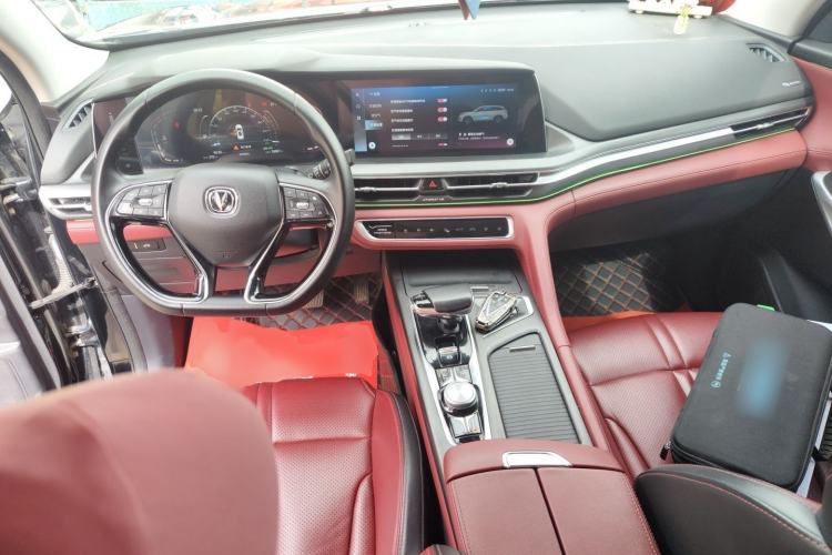 Used CHANGAN CS75 PLUS 2021 2.0T Automatic Pilot Version Interior 2