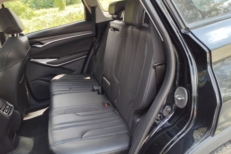 Used CHANGAN CS75 PLUS 2021 1.5T Automatic Luxury Version Interior 4