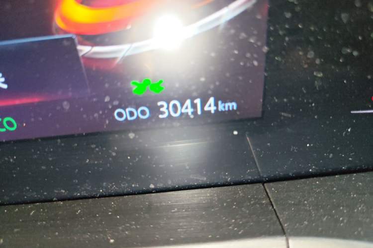 Used CHANGAN CS75 PLUS 2021 1.5T Automatic Prestige Model Odometer Close Up