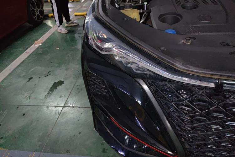 Used CHANGAN CS75 PLUS 2021 1.5T Automatic Prestige Model Right Front Headlight