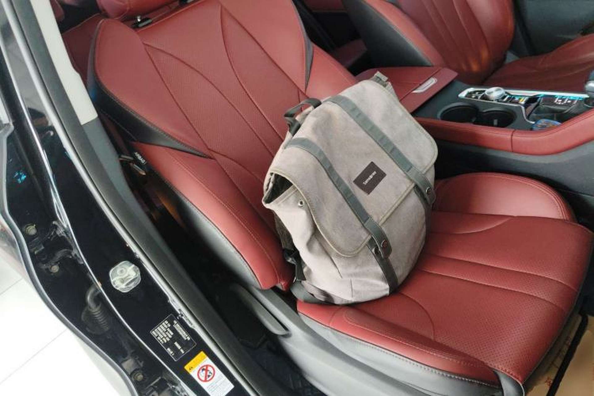 Used CHANGAN CS75 PLUS 2021 1.5T Automatic Luxury Version Right Front Seat