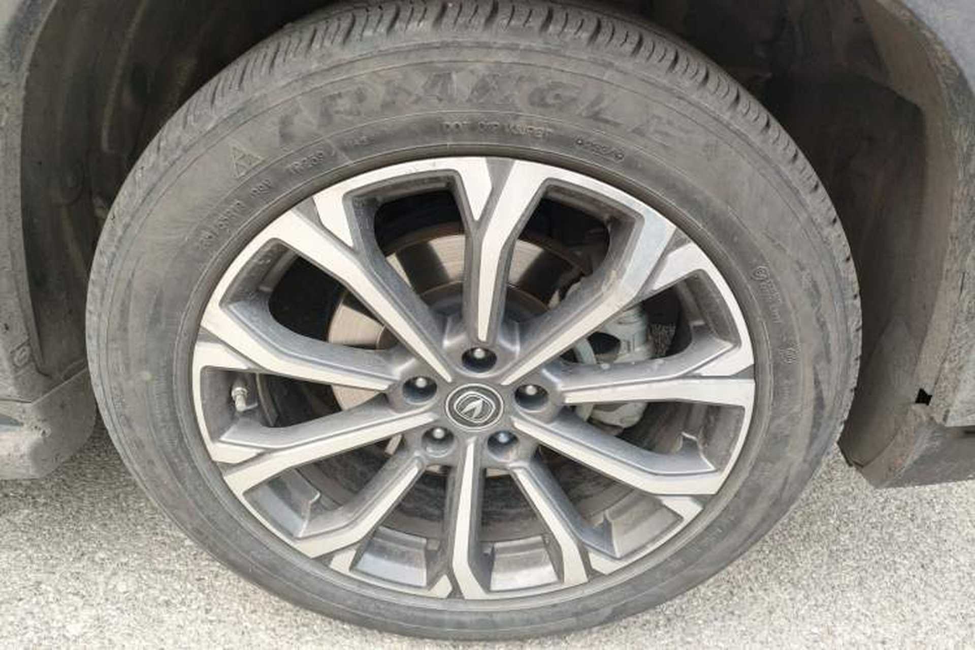 Used CHANGAN CS75 PLUS 2021 2.0T Automatic Flagship Edition Right Front Wheel Hub