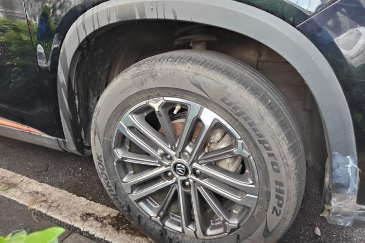 Used CHANGAN CS75 PLUS 2021 1.5T Automatic Prestige Model Right Front Wheel Hub