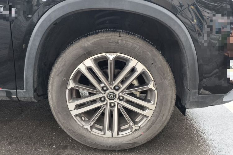 Used CHANGAN CS75 PLUS 2021 1.5T Automatic Luxury Version Right Front Wheel Hub