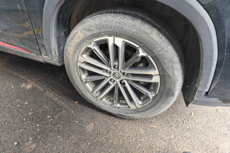 Used CHANGAN CS75 PLUS 2021 1.5T Automatic Luxury Version Right Front Wheel Hub