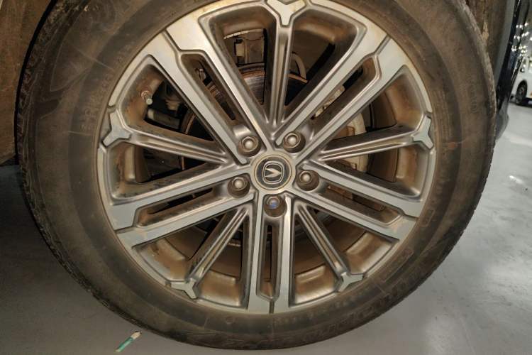 Used CHANGAN CS75 PLUS 2021 1.5T Automatic Luxury Version Right Front Wheel Hub