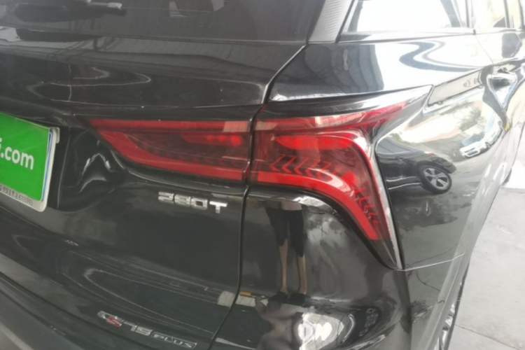 Used CHANGAN CS75 PLUS 2021 1.5T Automatic Luxury Version Right Rear Taillight