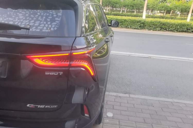 Used CHANGAN CS75 PLUS 2021 2.0T Automatic Pilot Version Right Rear Taillight