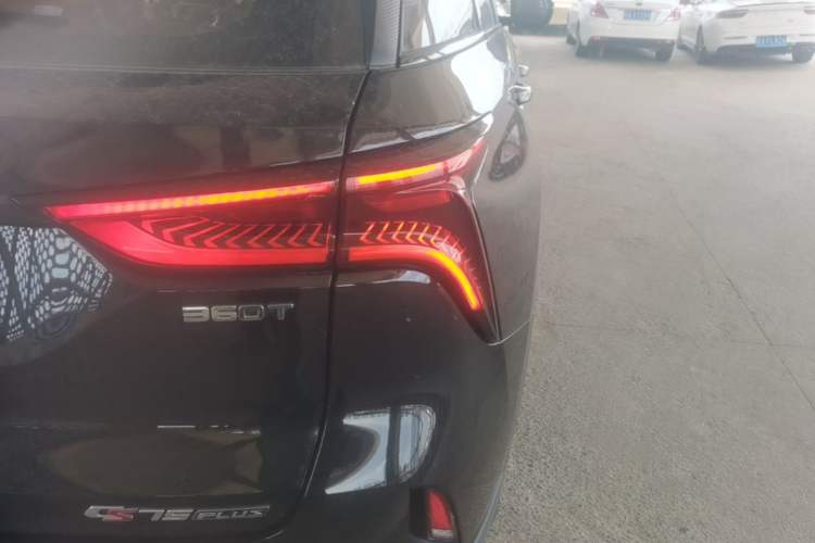 Used CHANGAN CS75 PLUS 2021 2.0T Automatic Pilot Version Right Rear Taillight