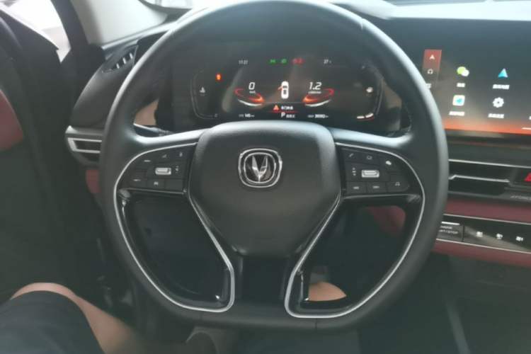 Used CHANGAN CS75 PLUS 2021 1.5T Automatic Luxury Version Steering Wheel