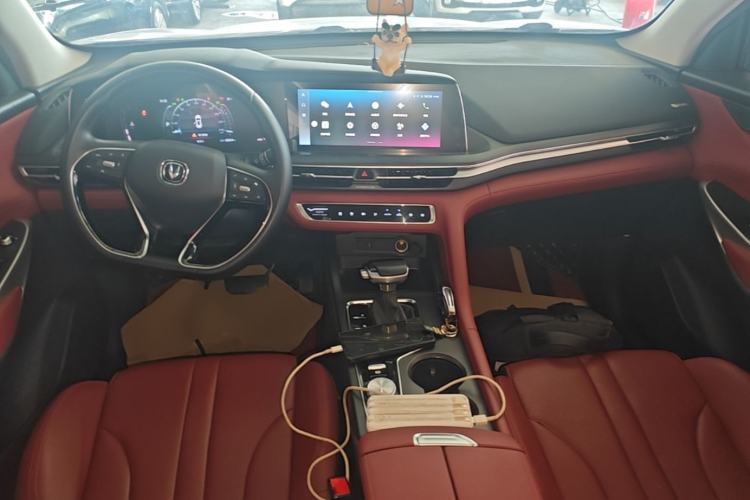 Used CHANGAN CS75 PLUS 2021 1.5T Automatic Luxury Version Center Console