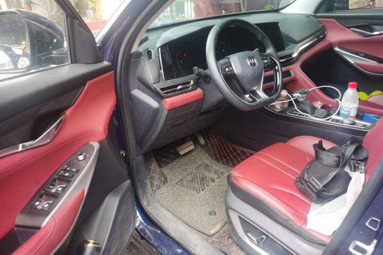 Used CHANGAN CS75 PLUS 2021 1.5T Automatic Luxury Version Driver Seat