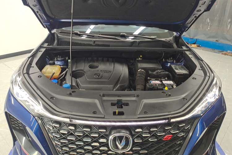 Used CHANGAN CS75 PLUS 2021 1.5T Automatic Luxury Version Engine Bay