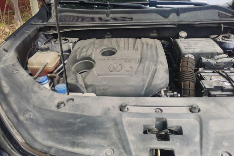 Used CHANGAN CS75 PLUS 2021 1.5T Automatic Luxury Version Engine Bay Right