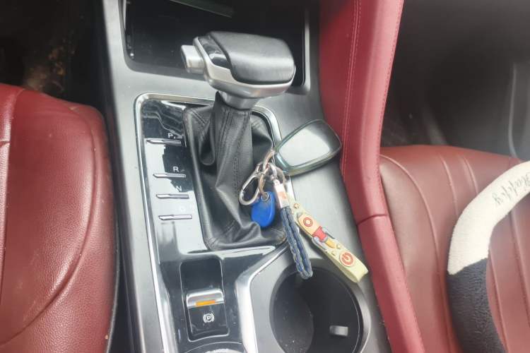 Used CHANGAN CS75 PLUS 2021 1.5T Automatic Luxury Version Gear Lever