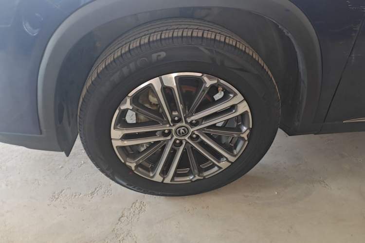 Used CHANGAN CS75 PLUS 2021 1.5T Automatic Luxury Version Left Front Wheel Hub