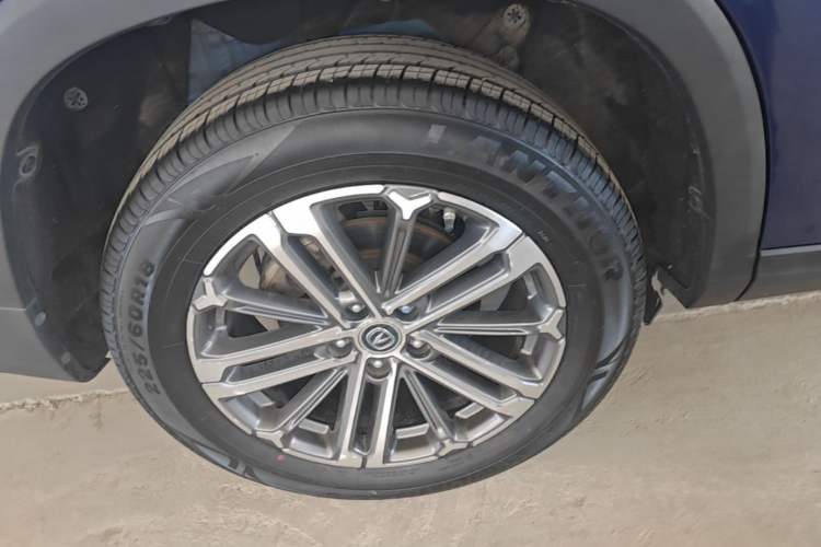 Used CHANGAN CS75 PLUS 2021 1.5T Automatic Luxury Version Right Rear Wheel Hub