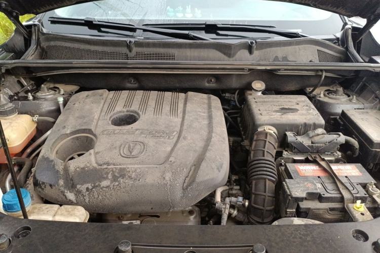 Used CHANGAN CS75 PLUS 2021 1.5T Automatic Luxury Version Engine Bay