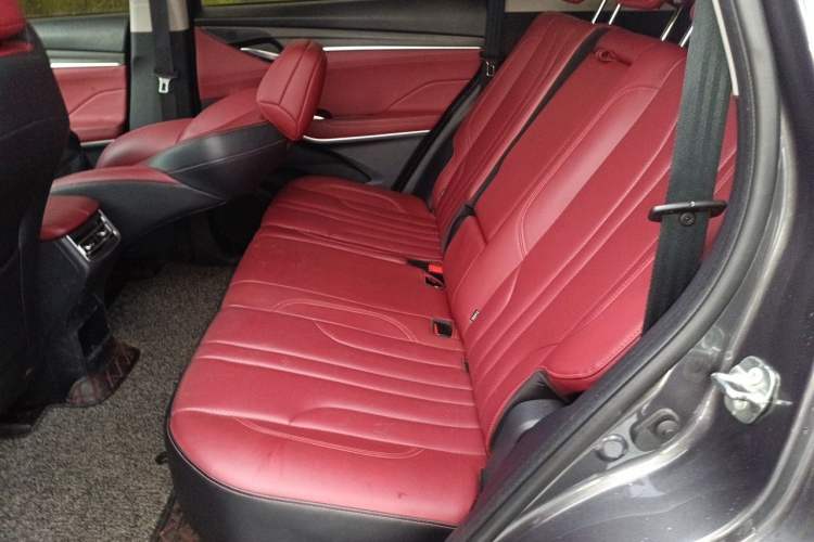 Used CHANGAN CS75 PLUS 2021 1.5T Automatic Luxury Version Left Rear Seat