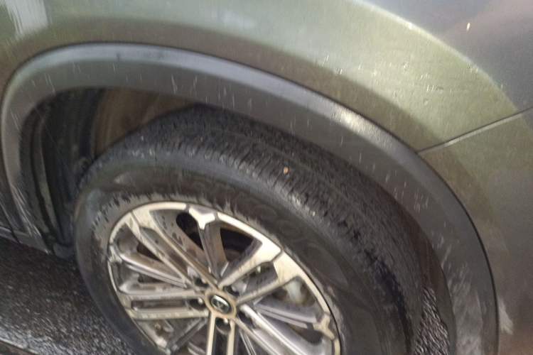 Used CHANGAN CS75 PLUS 2021 1.5T Automatic Luxury Version Right Front Wheel Hub