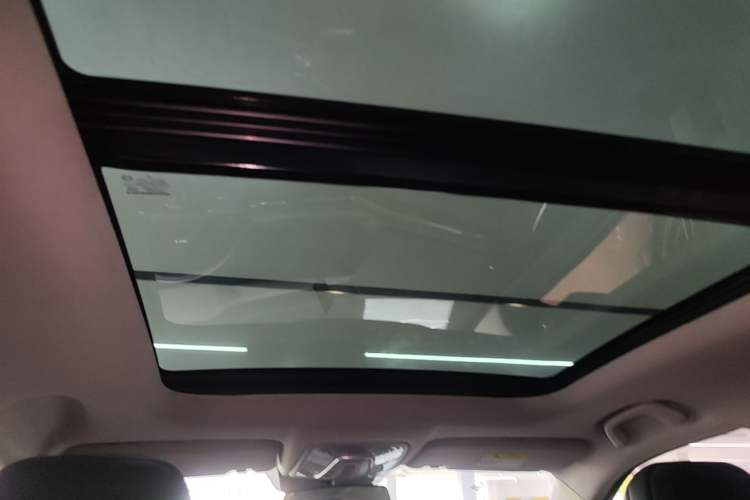 Used CHANGAN CS75 PLUS 2021 1.5T Automatic Luxury Version Headliner