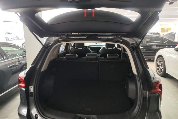 Used CHANGAN CS75 PLUS 2021 1.5T Automatic Luxury Version Trunk