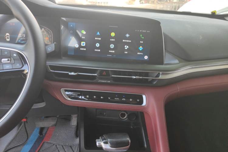 Used CHANGAN CS75 PLUS 2021 1.5T Automatic Luxury Version Audio And AC Panel