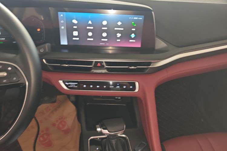 Used CHANGAN CS75 PLUS 2021 1.5T Automatic Luxury Version Audio And AC Panel