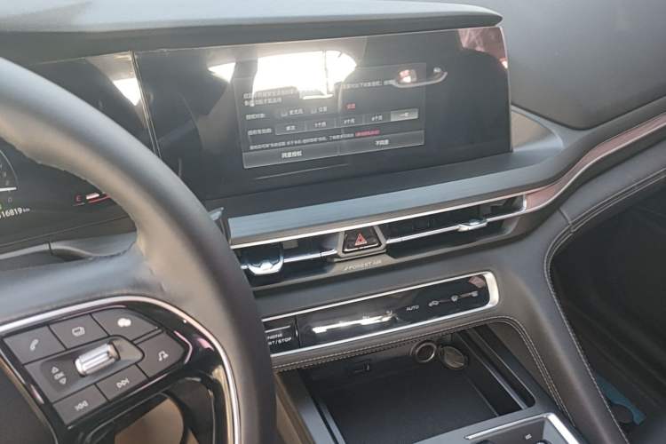 Used CHANGAN CS75 PLUS 2021 2.0T Automatic Pilot Version Audio And AC Panel
