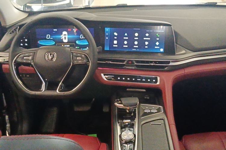 Used CHANGAN CS75 PLUS 2021 2.0T Automatic Flagship Edition Center Console
